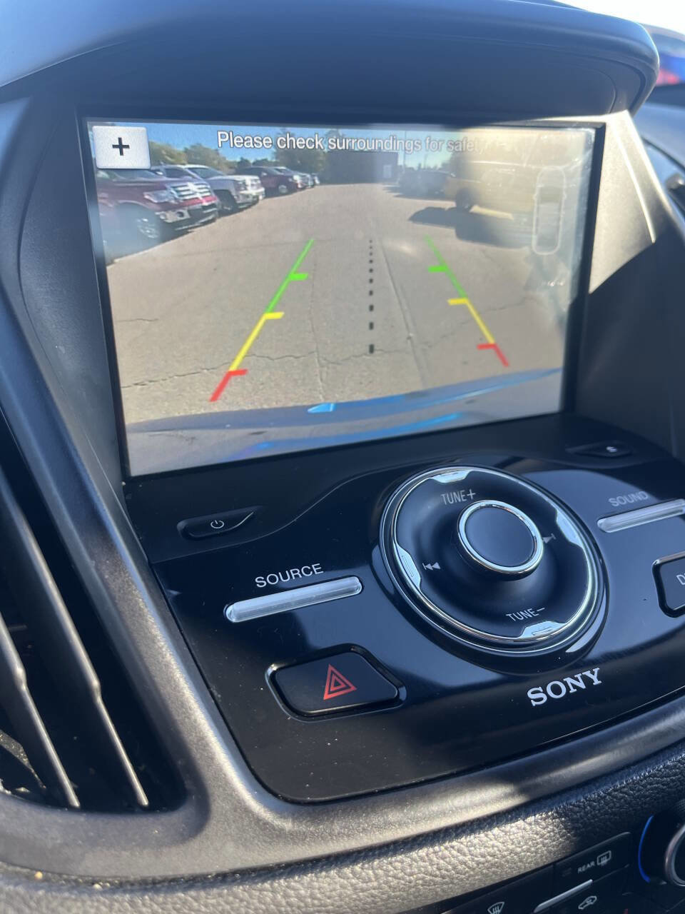 Used 2018 Ford Escape Titanium w/ Ford Safe & Smart Package image 21