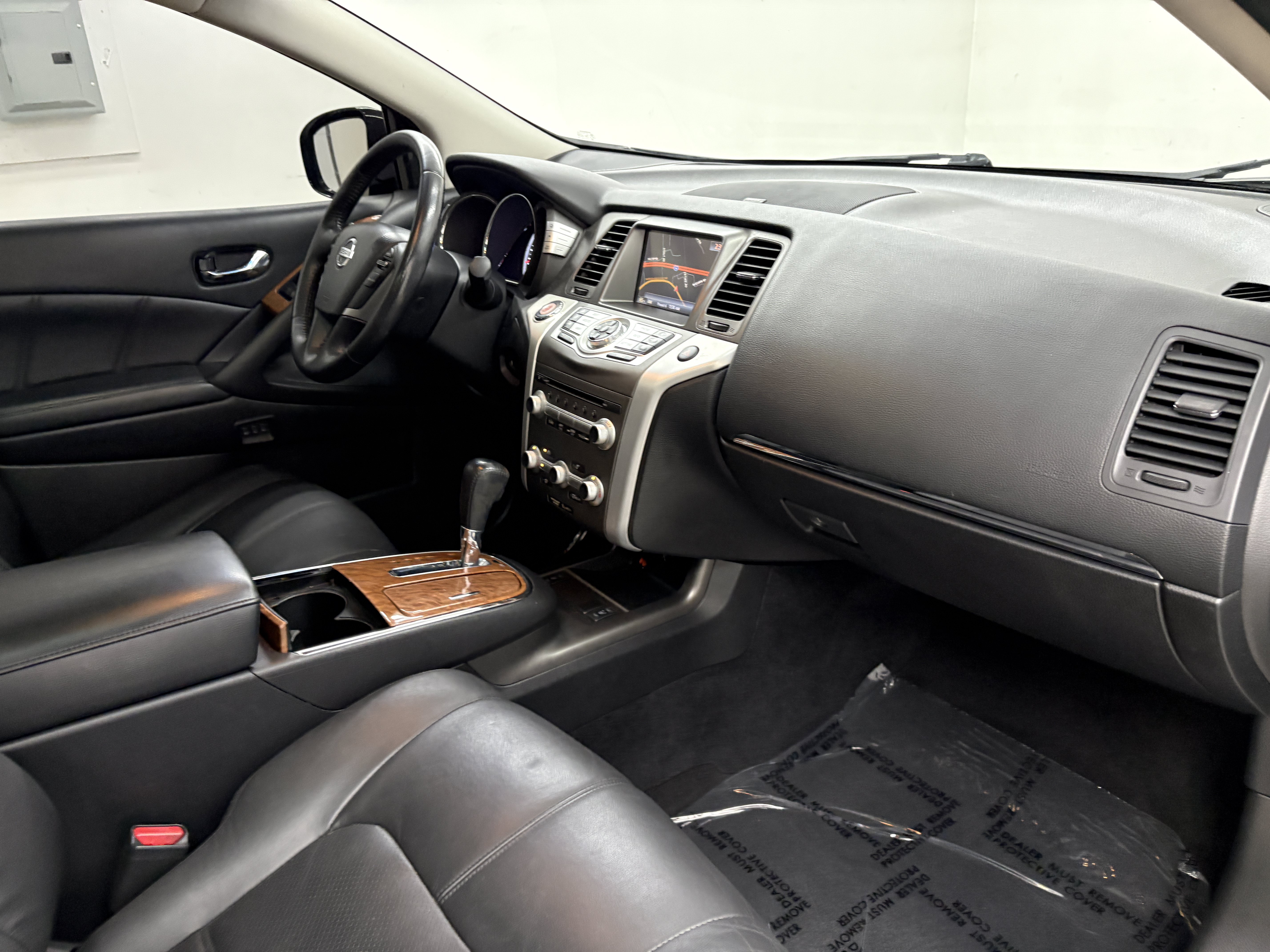 Used 2013 Nissan Murano LE w/ Platinum Pkg FWD image 22