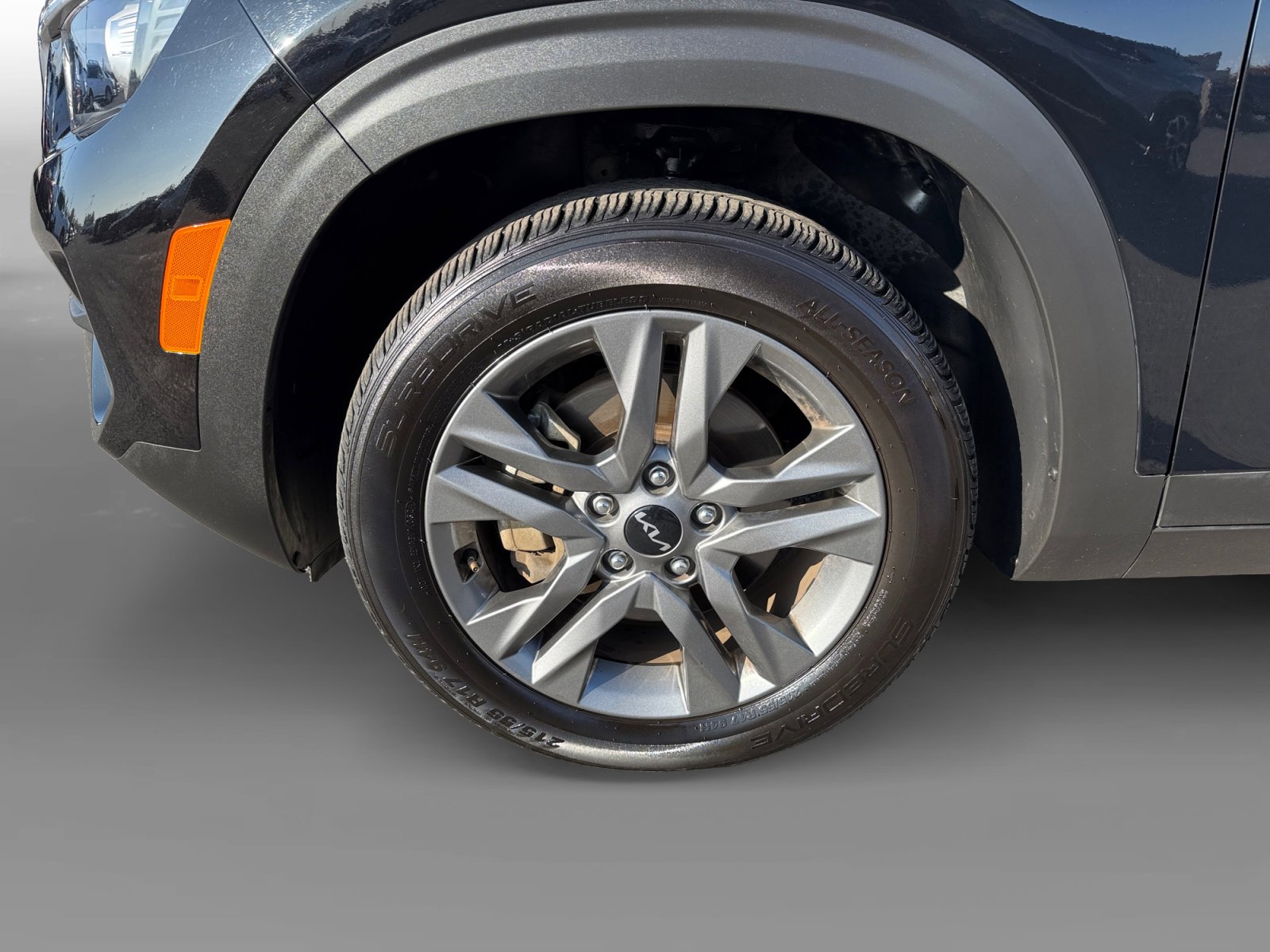 Used 2023 Kia Seltos LX image 9