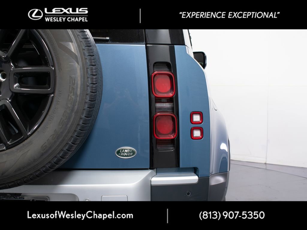 Used 2023 Land Rover Defender 110 S AWD/4WD image 8