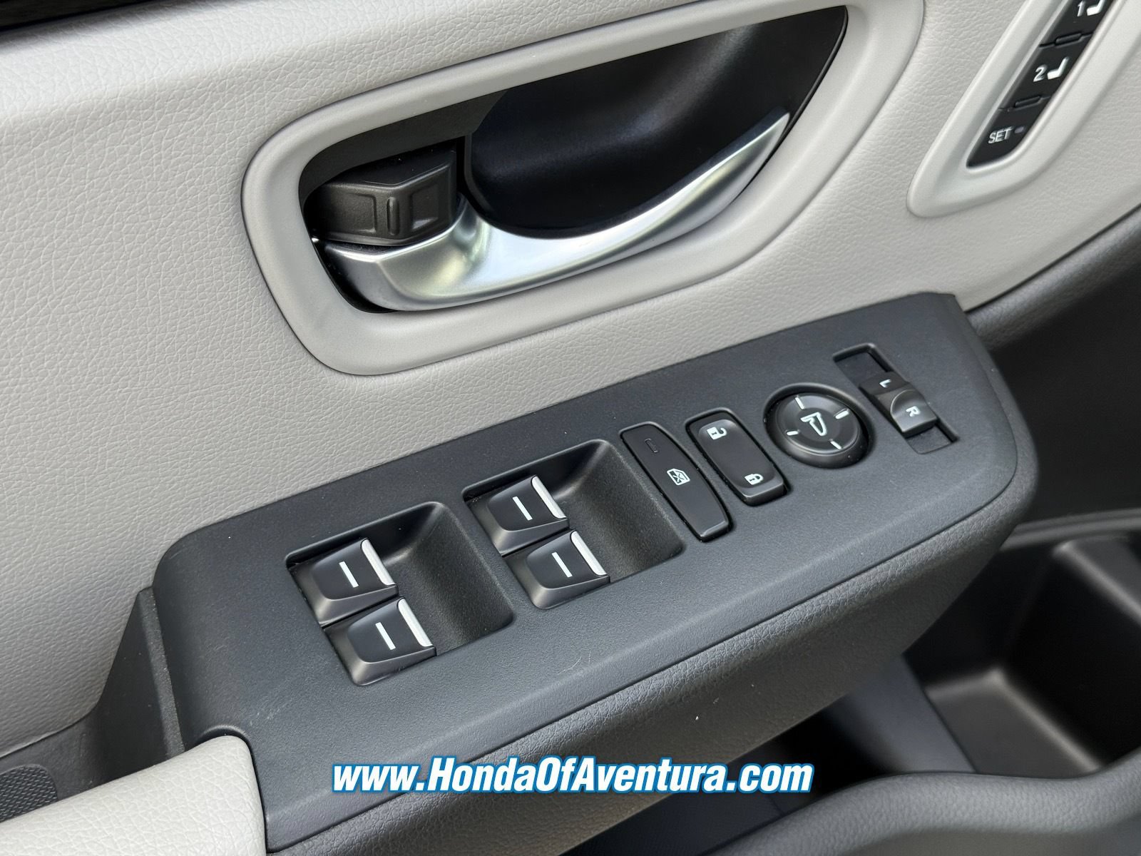 Certified 2025 Honda Pilot EX-L image 23