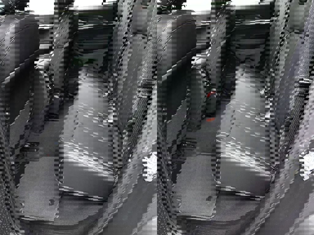 New 2025 Jeep Grand Cherokee Limited w/ Black Appearance Package image 21