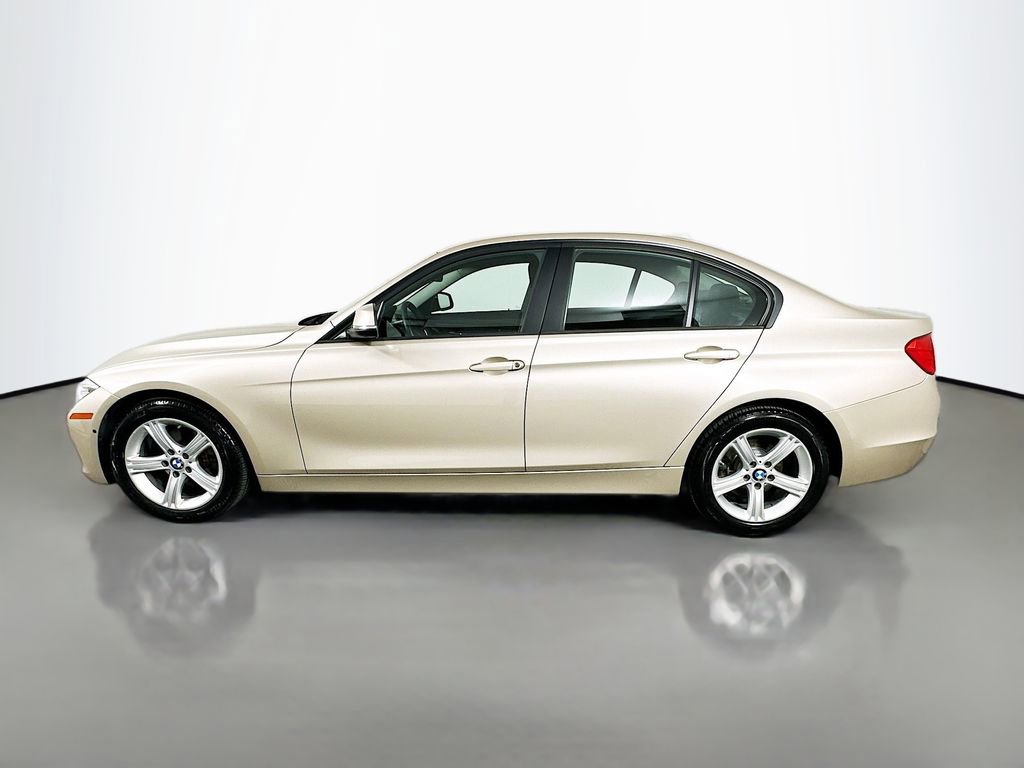 Used 2013 BMW 328i xDrive Sedan AWD/4WD image 8