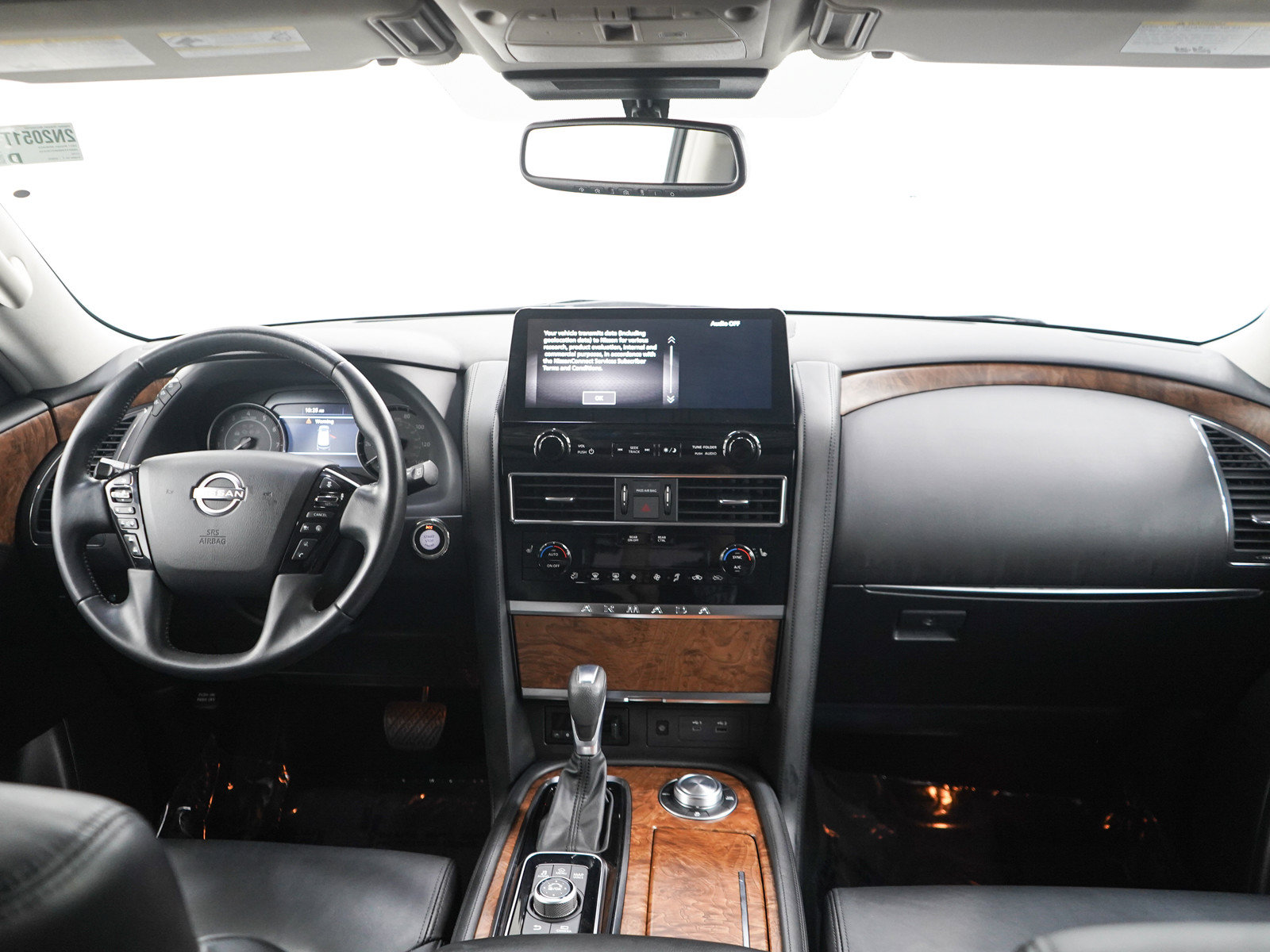 Used 2021 Nissan Armada SL w/ Captain's Chairs Package AWD/4WD image 14