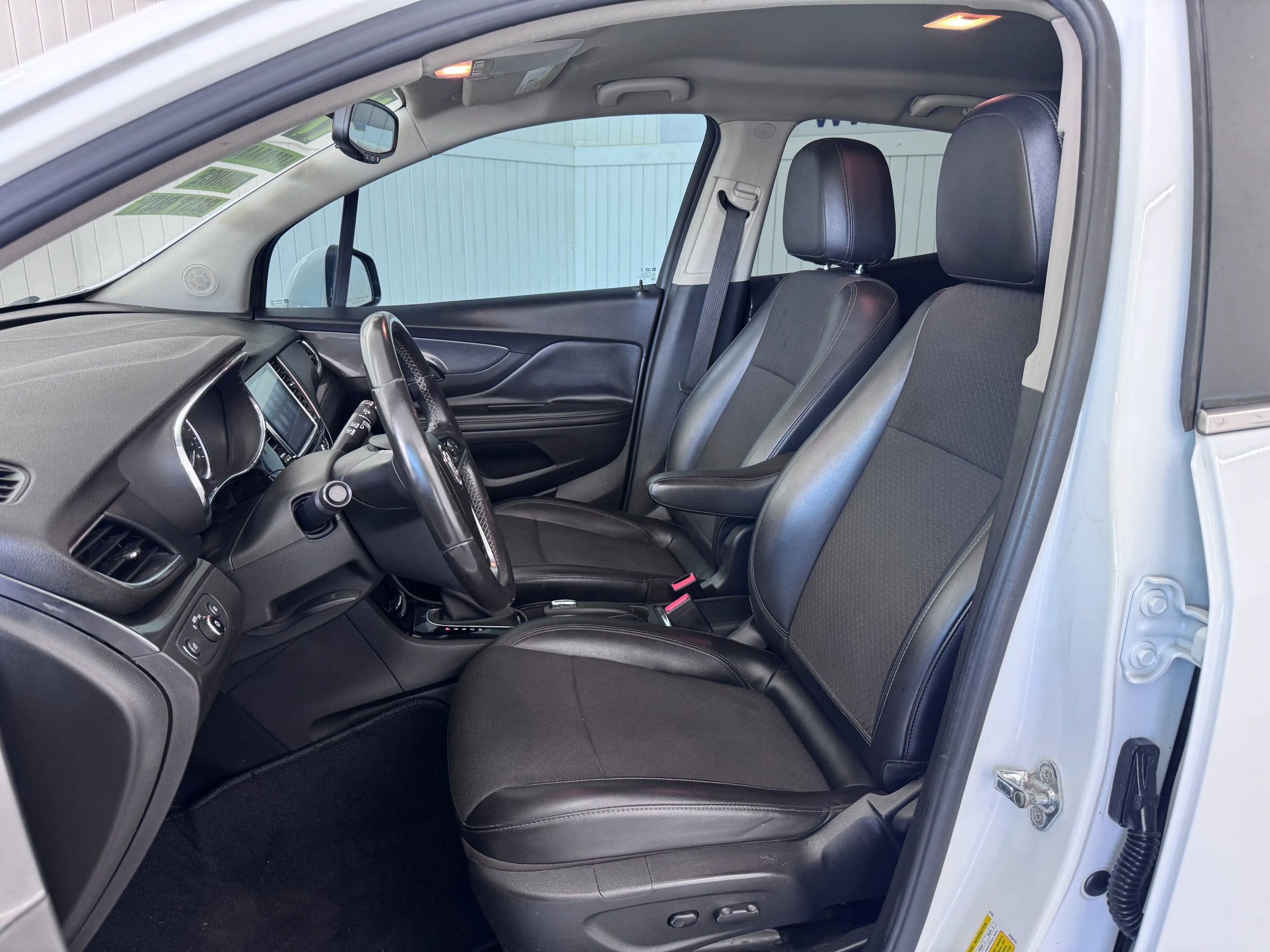 Used 2019 Buick Encore Sport Touring w/ Safety Package FWD image 9
