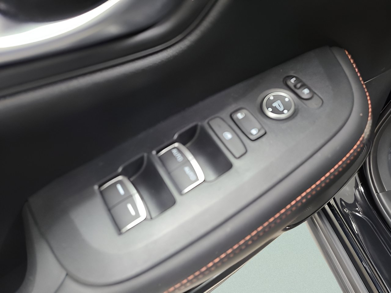 Certified 2025 Honda HR-V Sport image 20