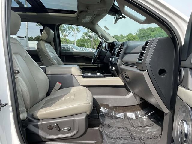 Certified 2019 Ford Expedition Max Limited w/ Special Edition Package AWD/4WD image 32