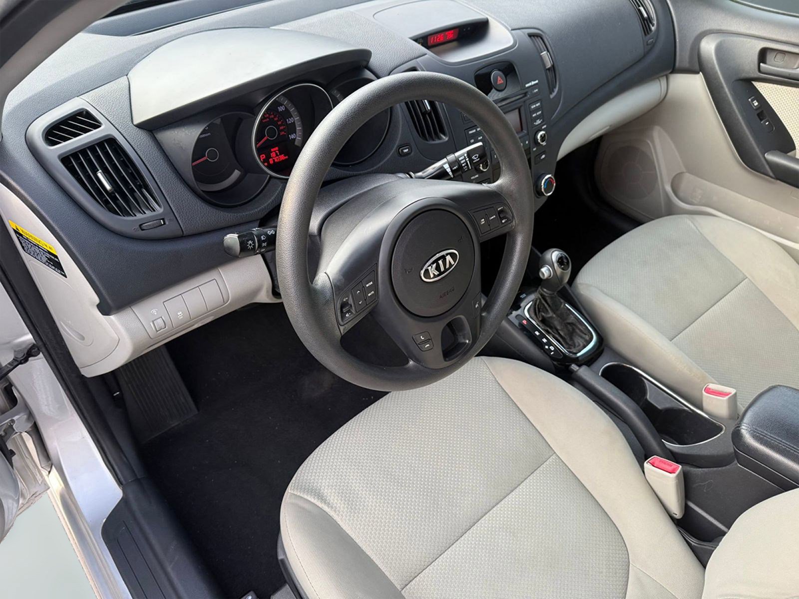 Used 2012 Kia Forte EX image 4