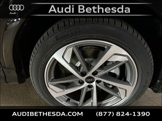 New 2025 Audi Q3 2.0T Premium image 9