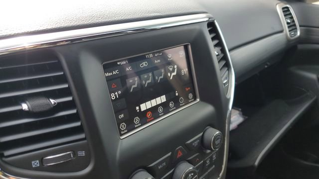 Certified 2021 Jeep Grand Cherokee Laredo image 13