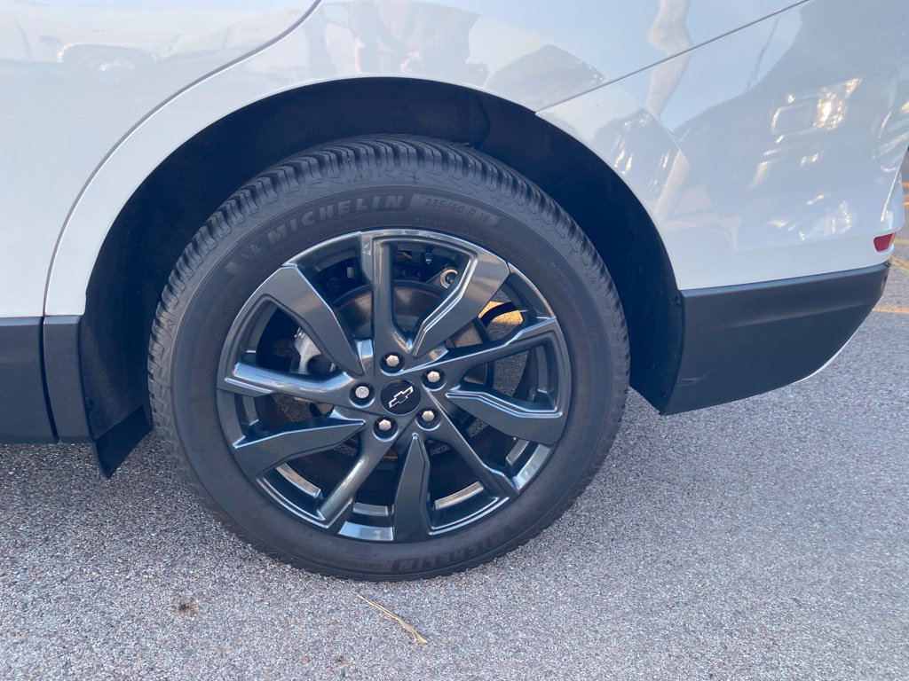 Used 2024 Chevrolet Equinox RS FWD image 48