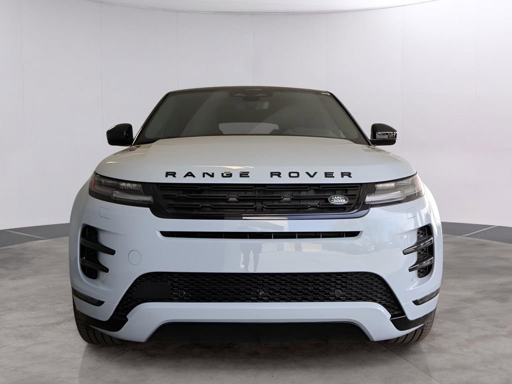 Used 2026 Land Rover Range Rover Evoque Dynamic SE AWD/4WD image 3