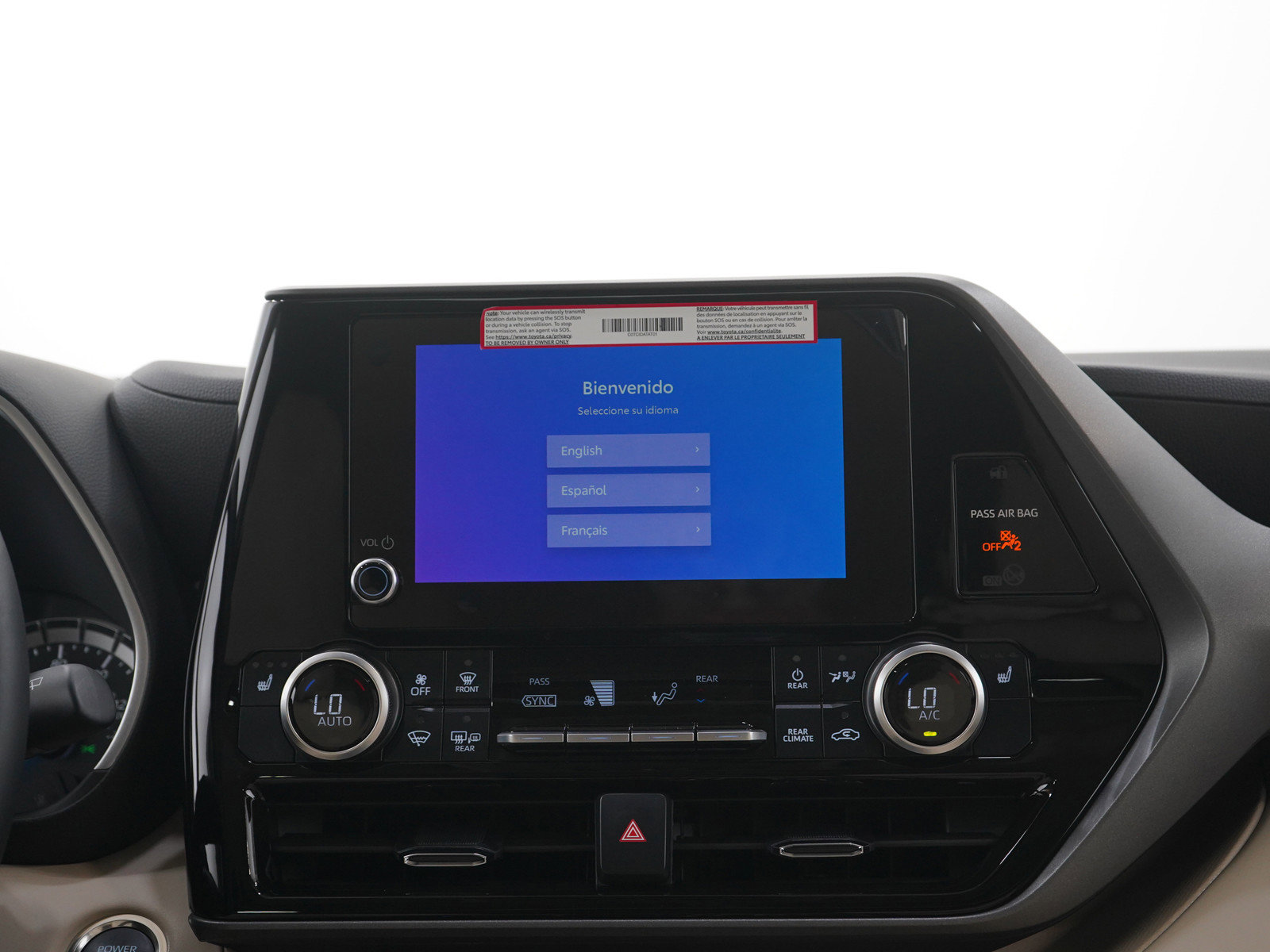Used 2025 Toyota Highlander XLE AWD/4WD image 16