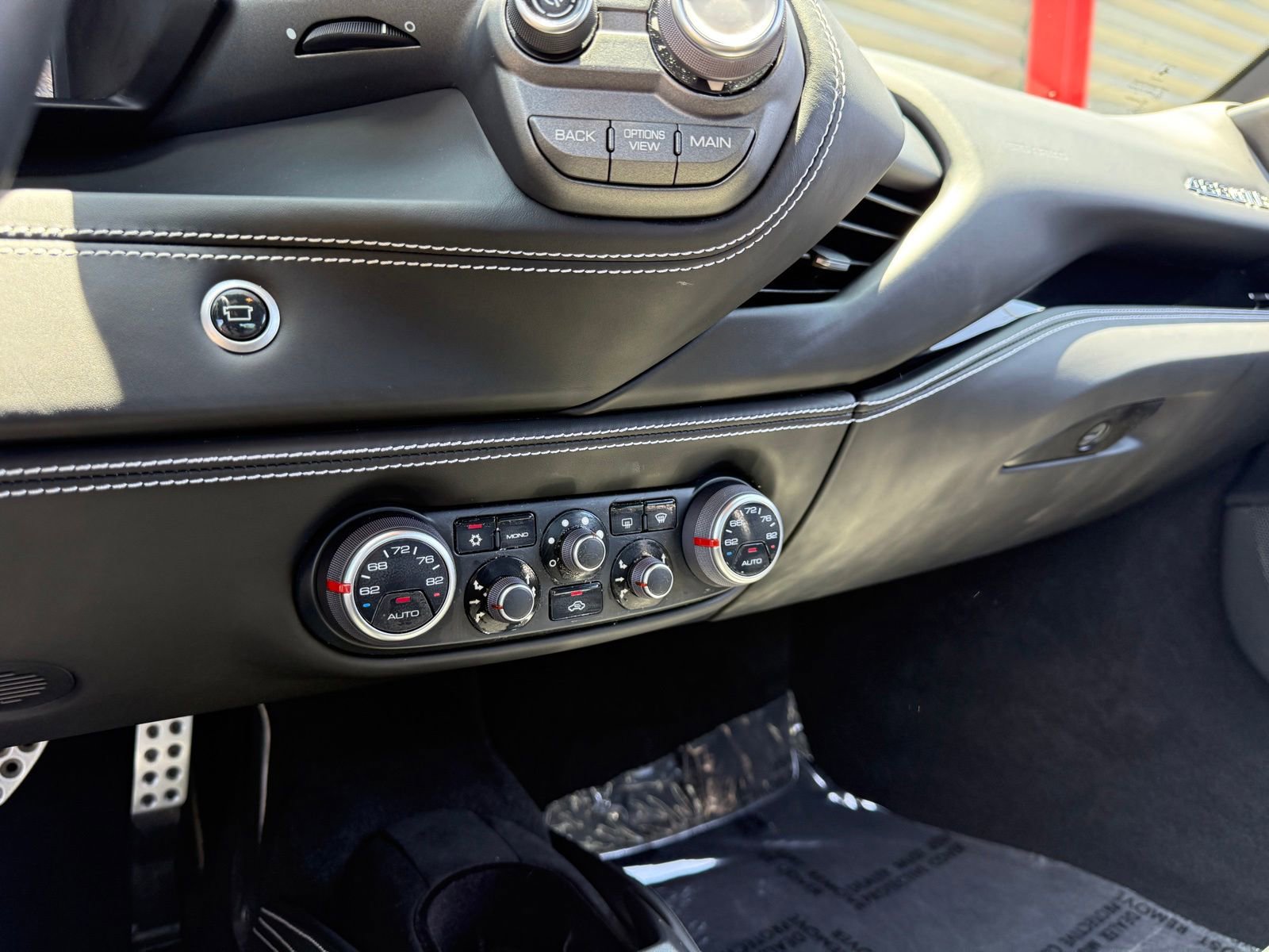 Used 2016 Ferrari 488 GTB RWD image 41