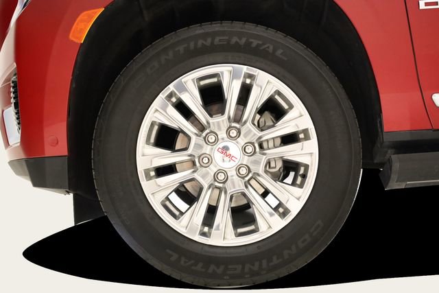 Used 2024 GMC Yukon XL Denali w/ Advanced Technology Package image 9