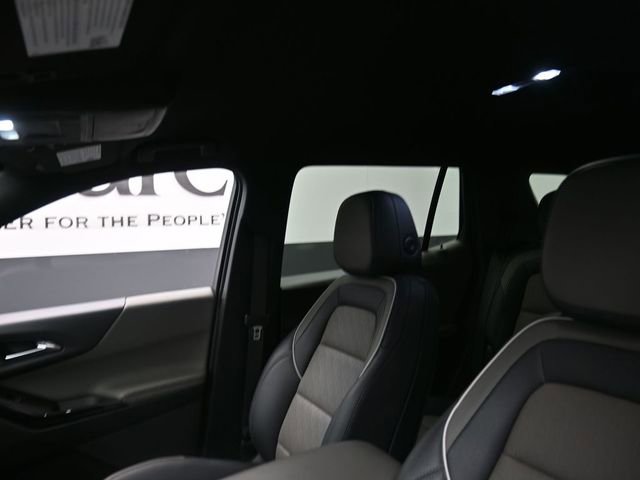 Used 2025 Chevrolet Equinox LT w/ Convenience Package II image 17