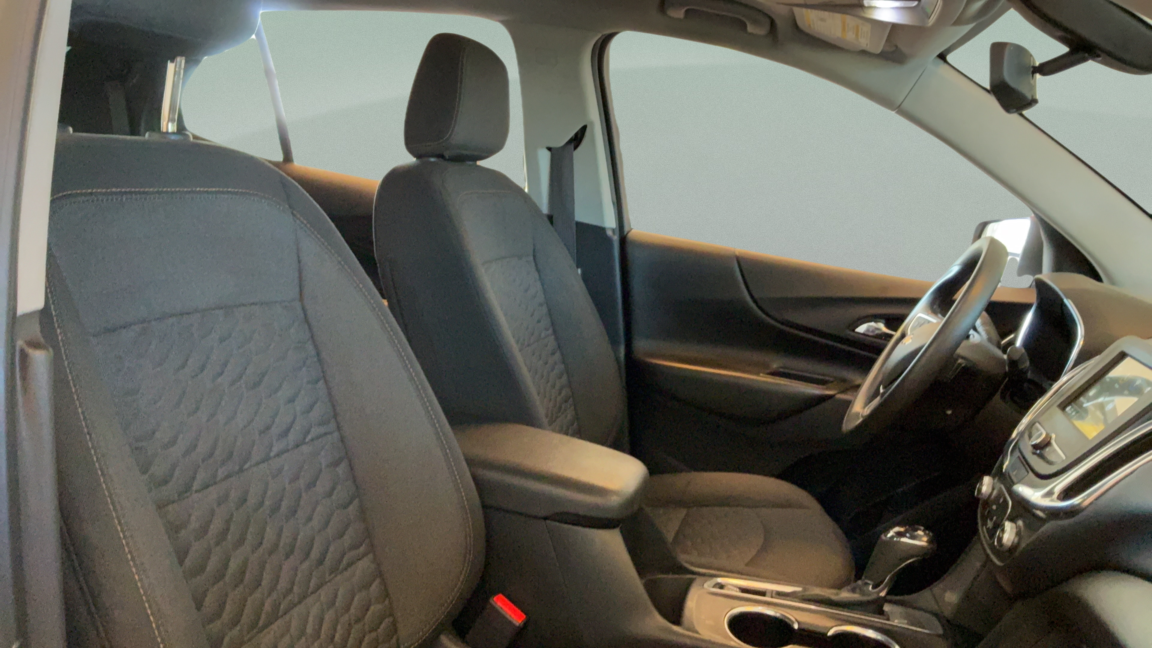 Used 2019 Chevrolet Equinox LT FWD image 35