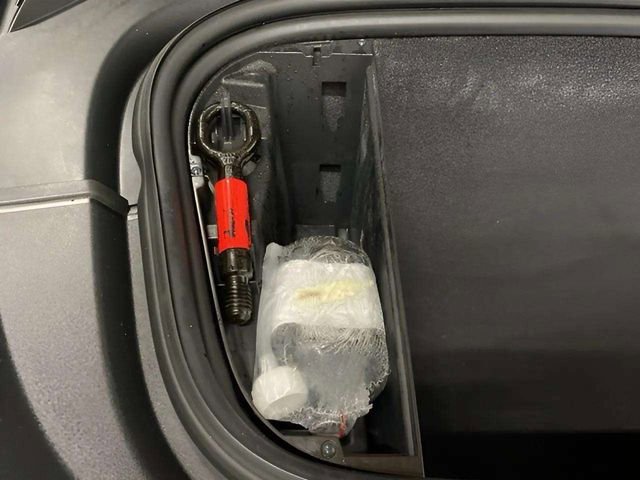 Used 2023 Audi RS e-tron GT w/ Carbon Performance Package image 76