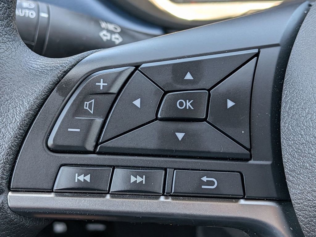 Used 2025 Nissan Versa SV w/ Trunk Package image 12