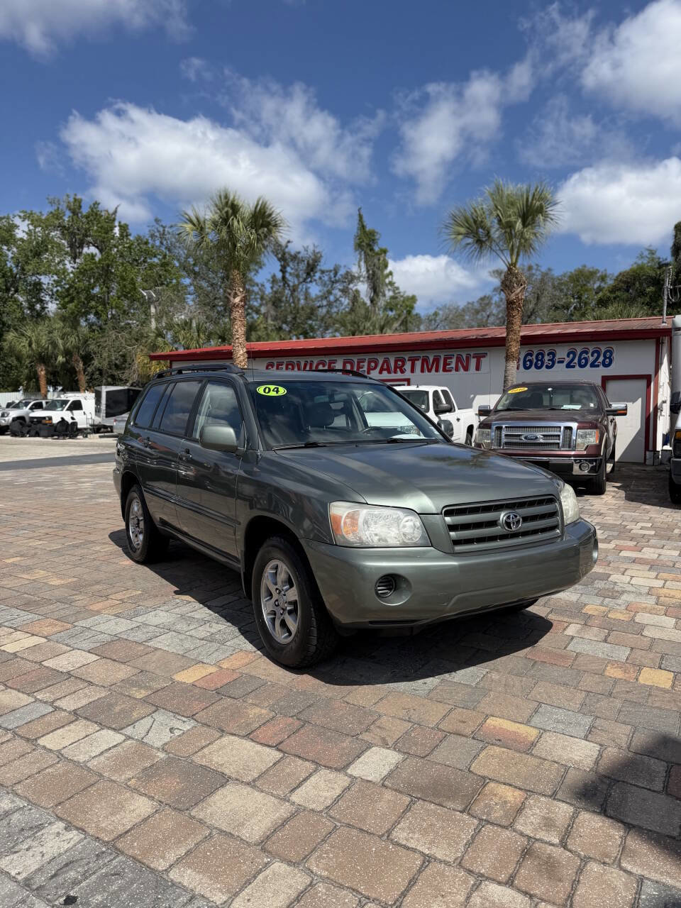 Used 2004 Toyota Highlander 2WD V6 image 2