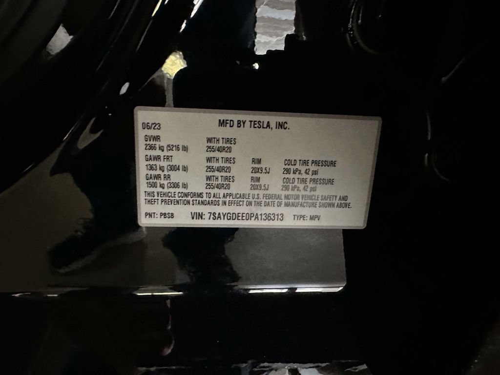 Used 2023 Tesla Model Y Long Range AWD/4WD image 41