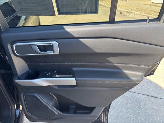 Used 2023 Ford Explorer XLT w/ Equipment Group 202A image 13