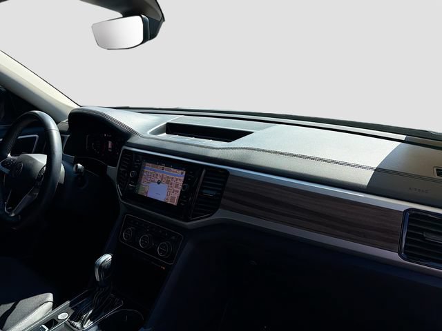 Used 2021 Volkswagen Atlas SEL FWD image 32
