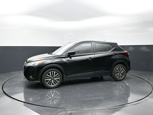 Used 2024 Nissan Kicks SV FWD image 3