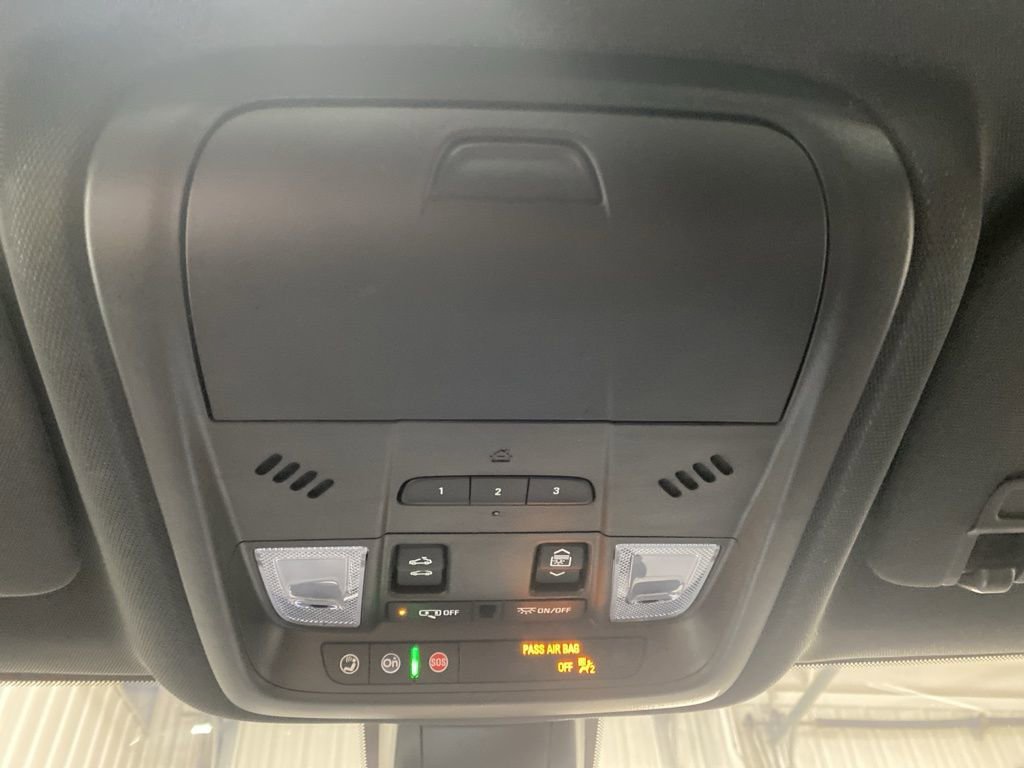 Used 2025 Chevrolet Blazer RS w/ Enhanced Convenience Package image 47