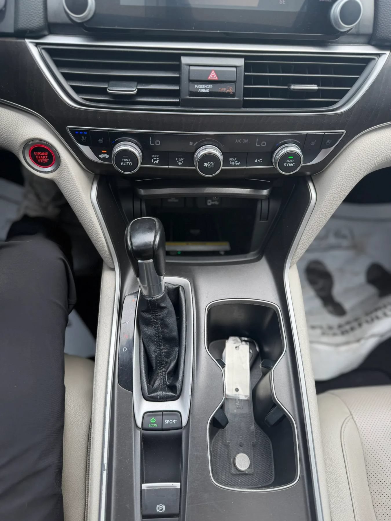 Used 2018 Honda Accord Touring image 16