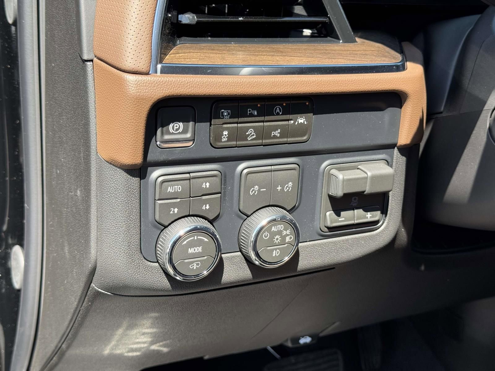 New 2026 Chevrolet Tahoe High Country image 13