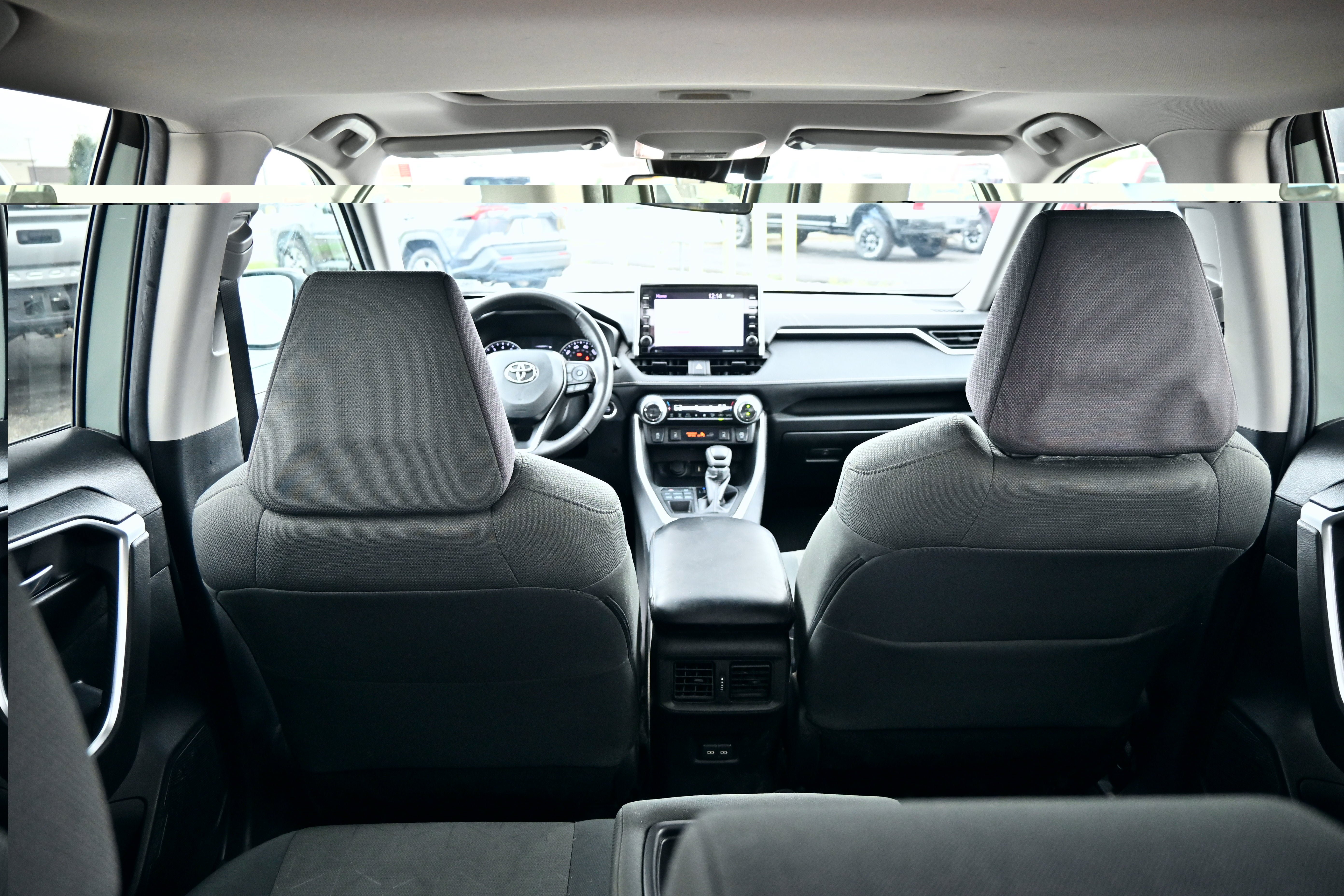 Used 2022 Toyota RAV4 XLE w/ Convenience Package AWD/4WD image 13