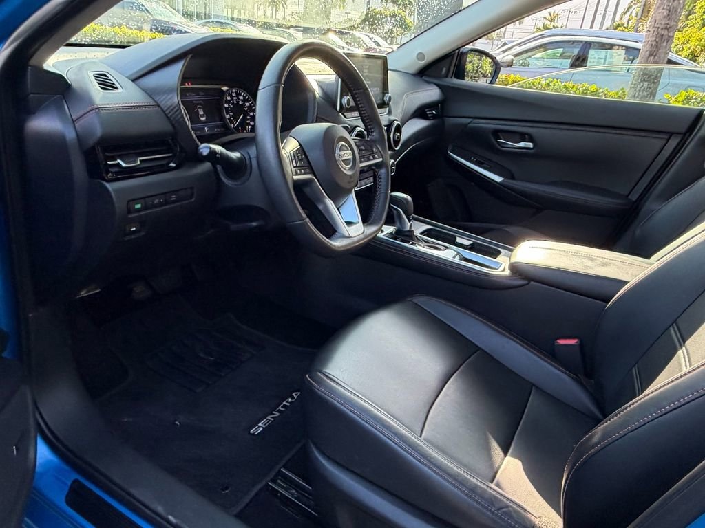 Used 2023 Nissan Sentra SR w/ SR Premium Package FWD image 10