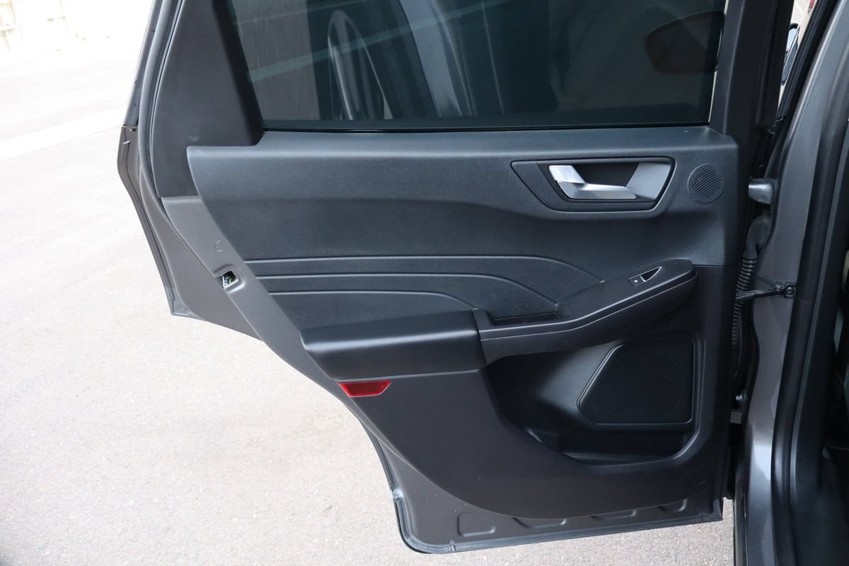 Used 2021 Ford Escape Titanium AWD/4WD image 24