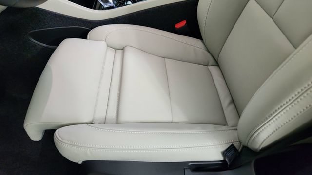 New 2026 Volvo XC40 B5 Plus w/ Protection Package Premier AWD/4WD image 13