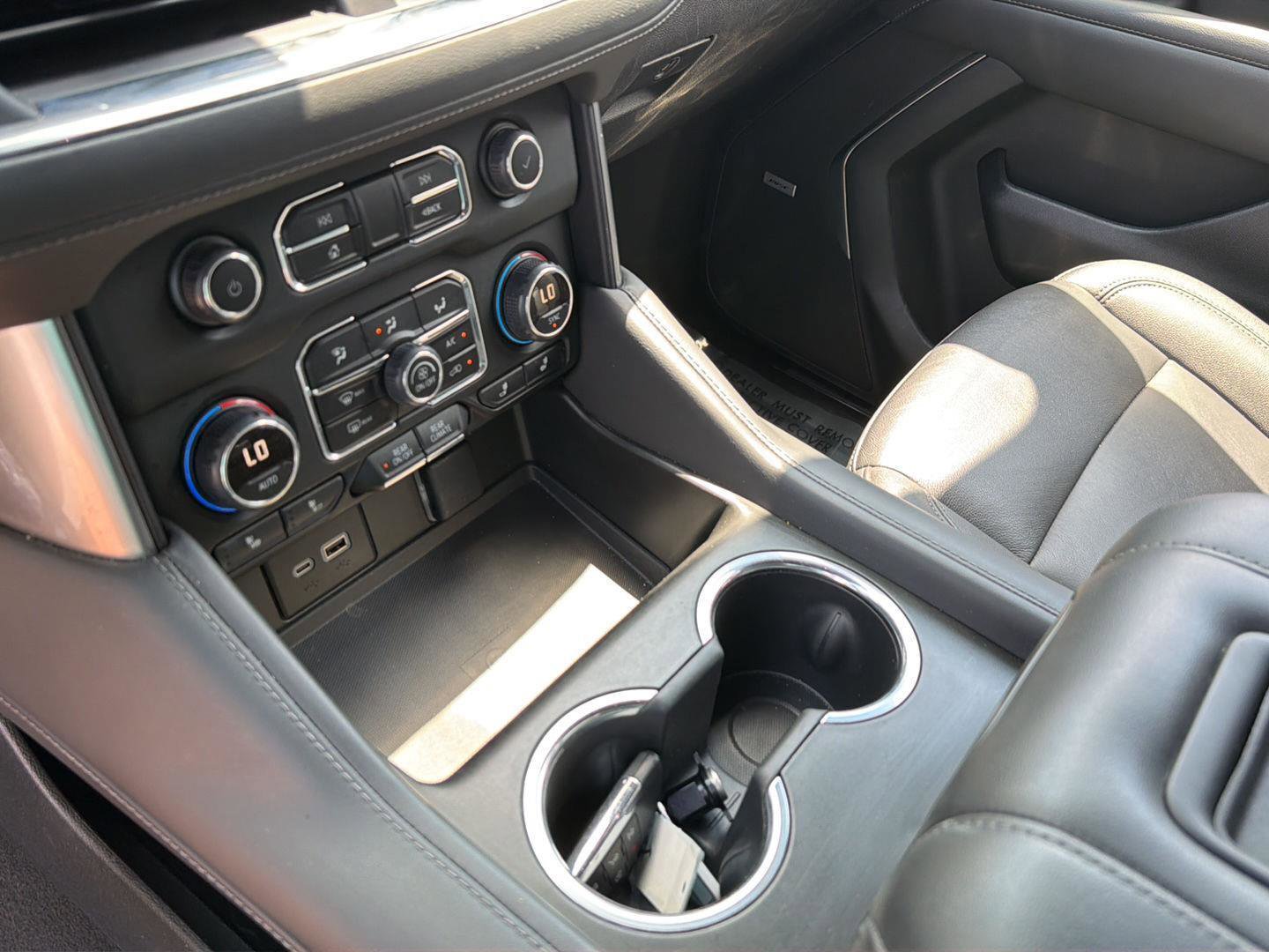 Used 2024 Chevrolet Tahoe LT AWD/4WD image 30