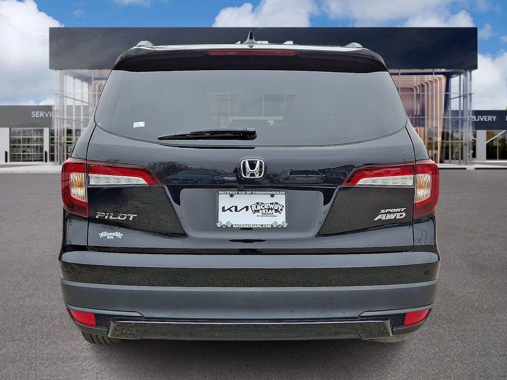 Used 2022 Honda Pilot Sport image 5