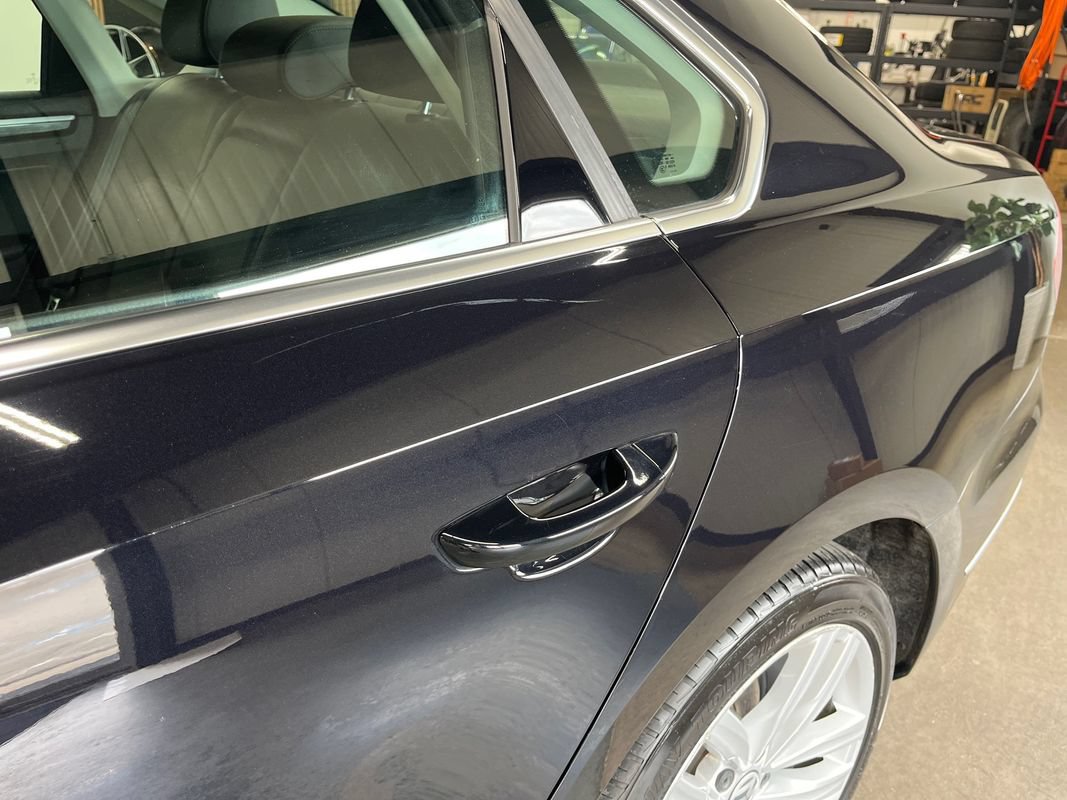 Used 2018 Volkswagen Passat 2.0T SE FWD image 23