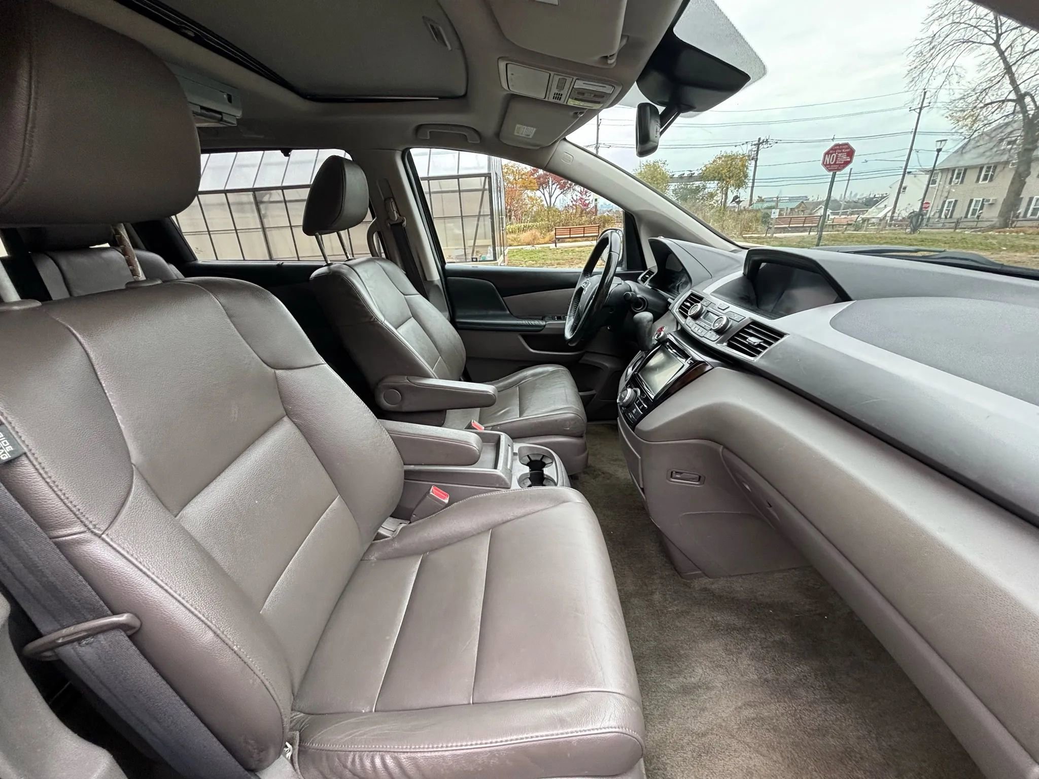 Used 2017 Honda Odyssey EX-L image 27