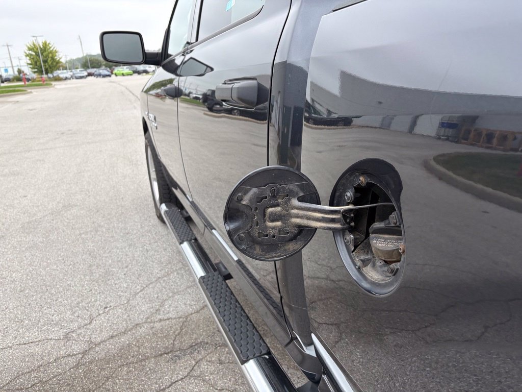 Used 2015 RAM 1500 Express AWD/4WD image 7