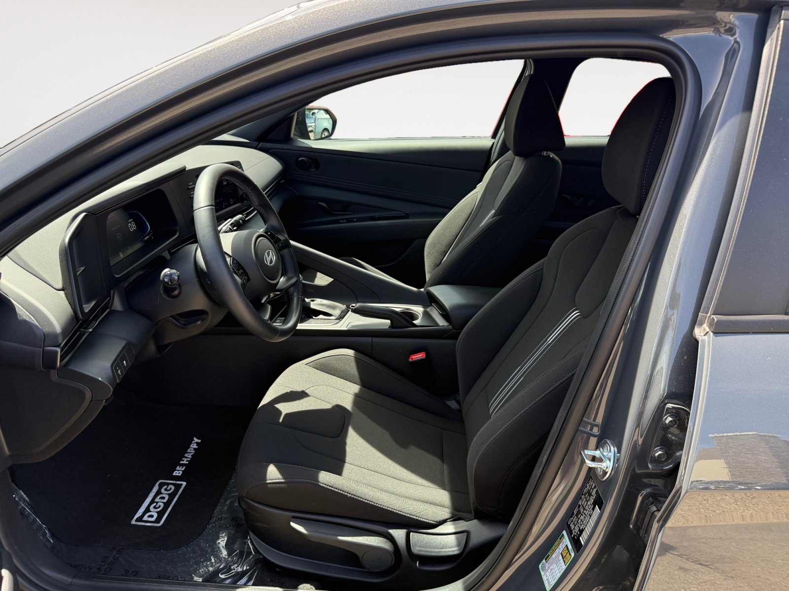 Certified 2025 Hyundai Elantra Sport FWD image 10