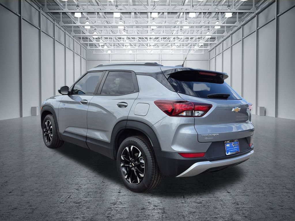 Certified 2023 Chevrolet TrailBlazer LT FWD image 3