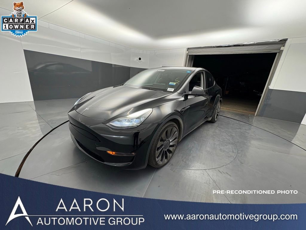 Used 2023 Tesla Model Y Performance image 1