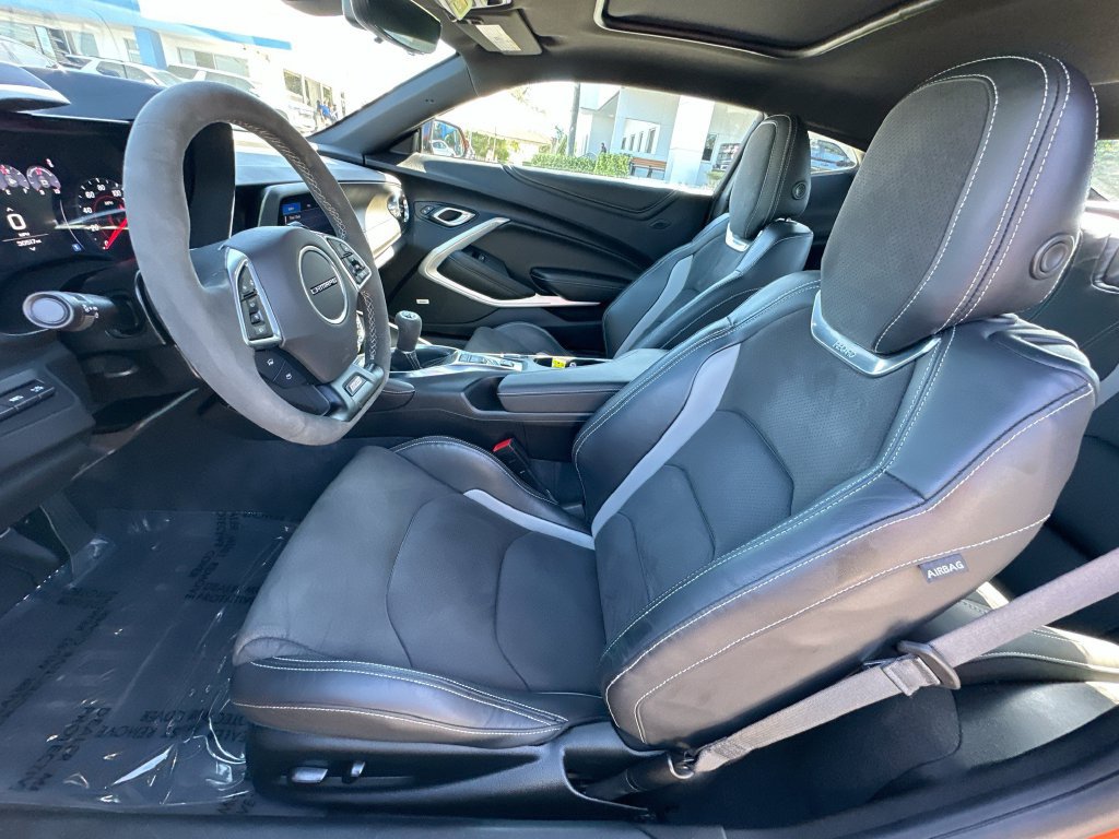 Certified 2022 Chevrolet Camaro SS RWD image 21