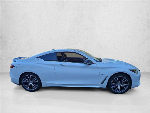 Used 2018 INFINITI Q60 2.0t w/ Moonroof Package RWD image 4
