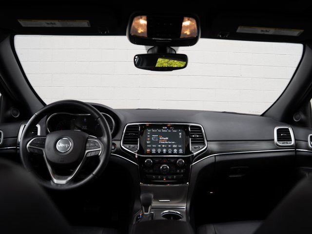 Used 2021 Jeep Grand Cherokee Limited image 21