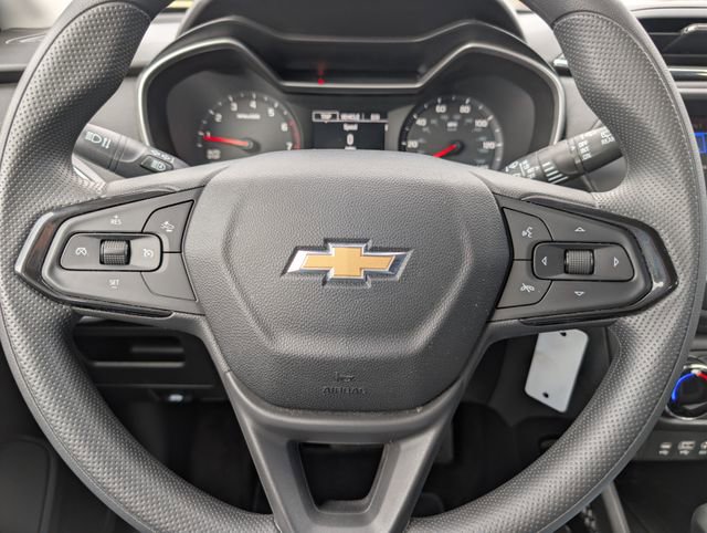 Used 2023 Chevrolet TrailBlazer LS image 20
