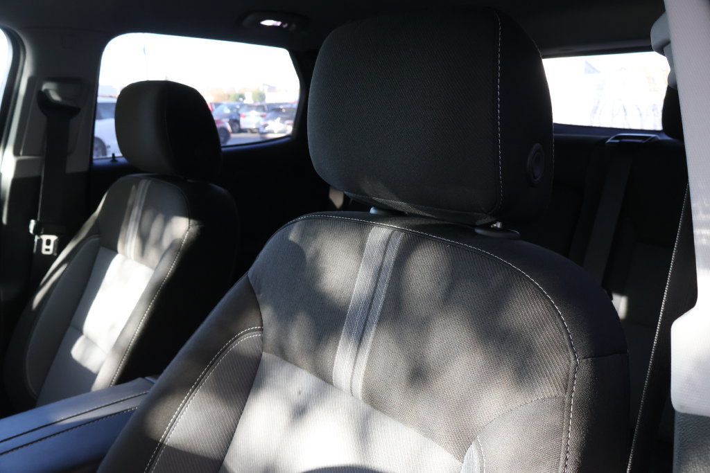 Used 2024 Chevrolet Blazer LT w/ Convenience Package AWD/4WD image 18