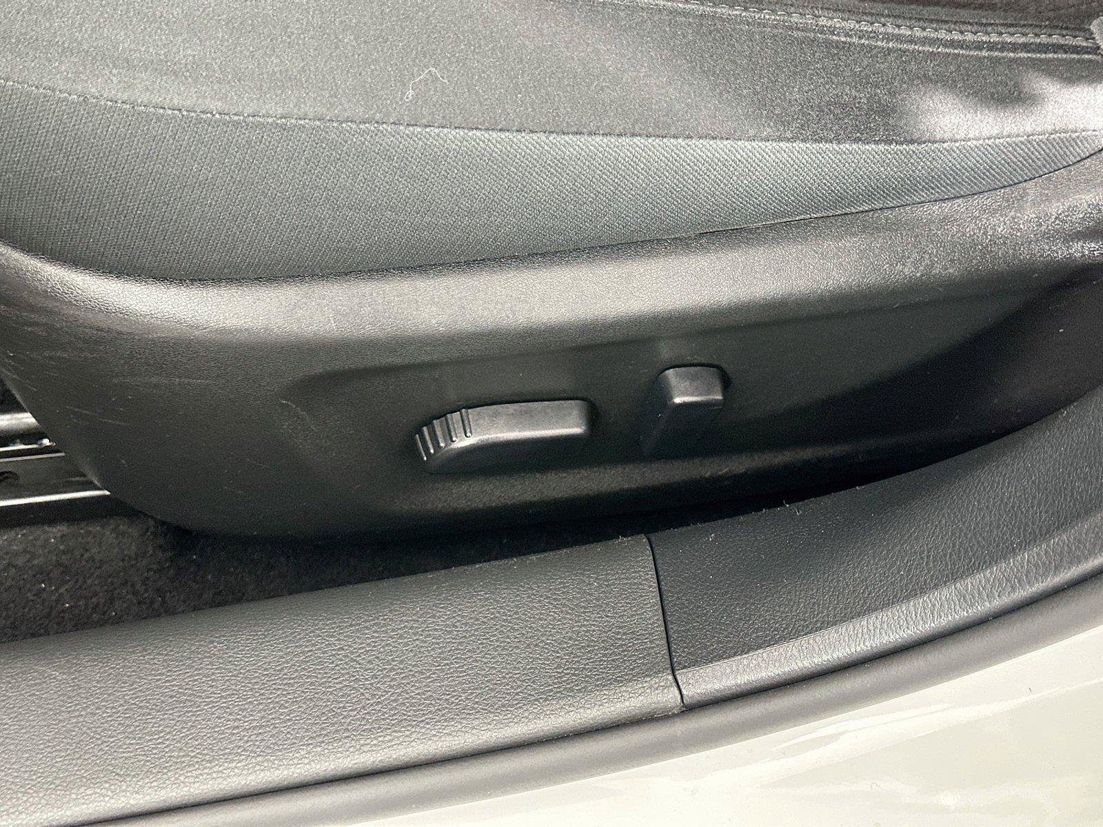 Used 2024 Nissan Altima 2.5 SV FWD image 20