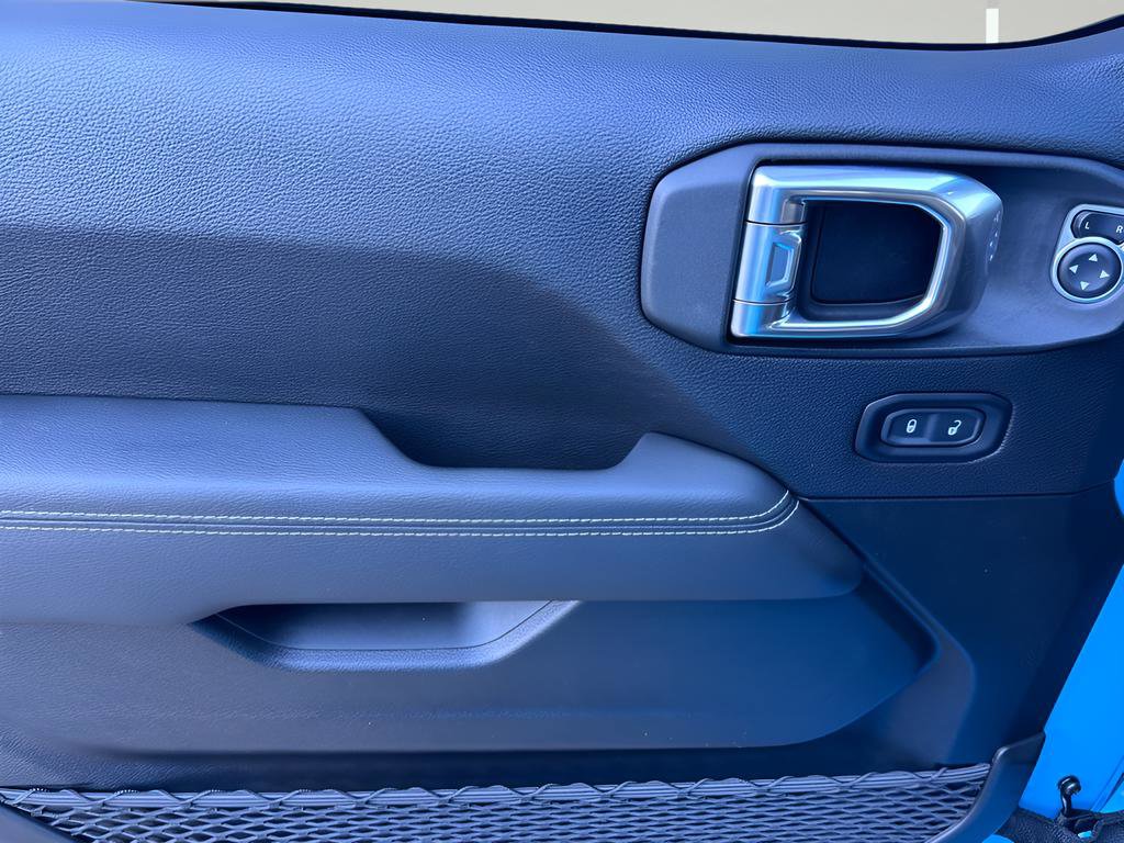 Used 2021 Jeep Wrangler Unlimited Sahara image 29